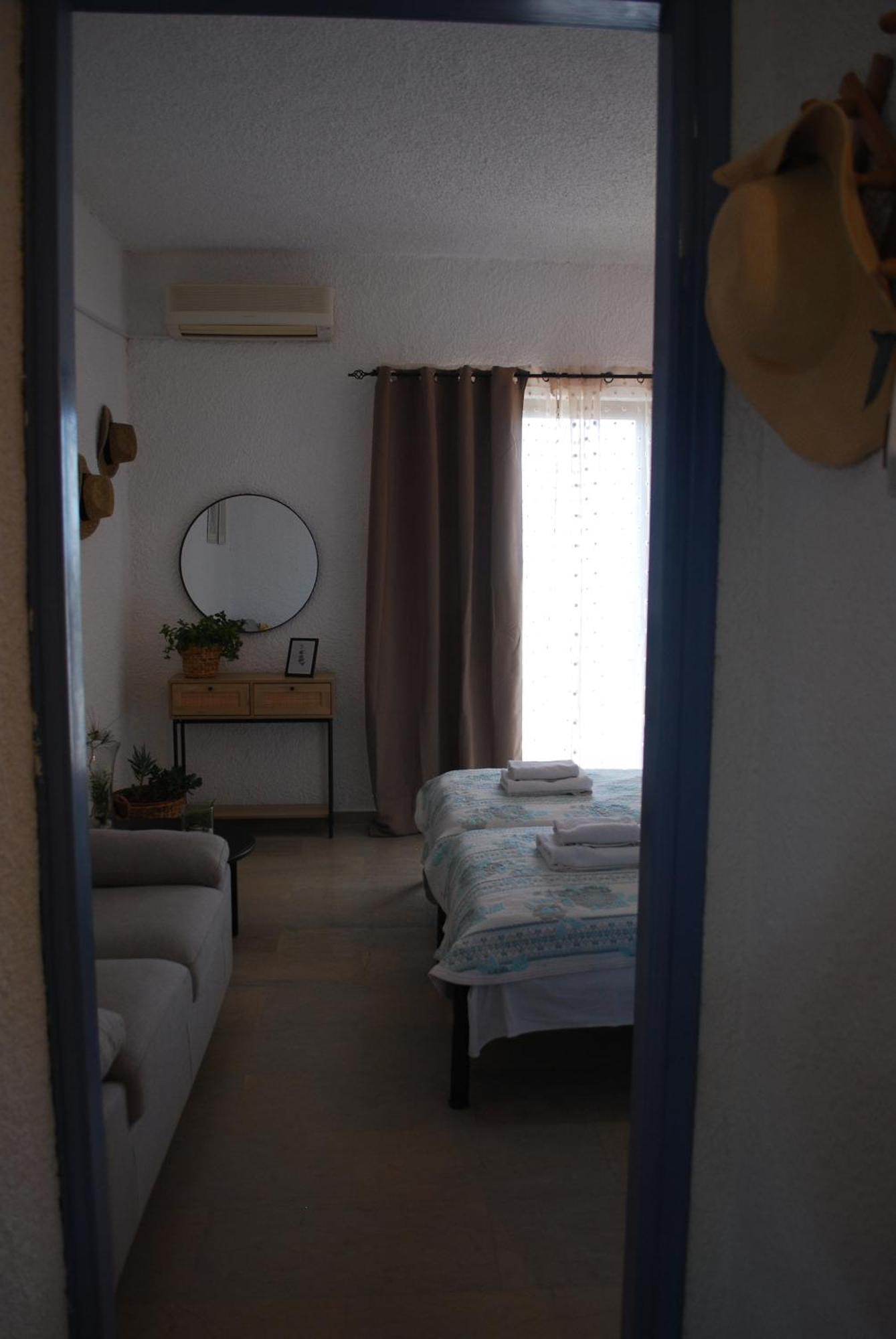 Sunset Rooms Agia Marina  Eksteriør billede